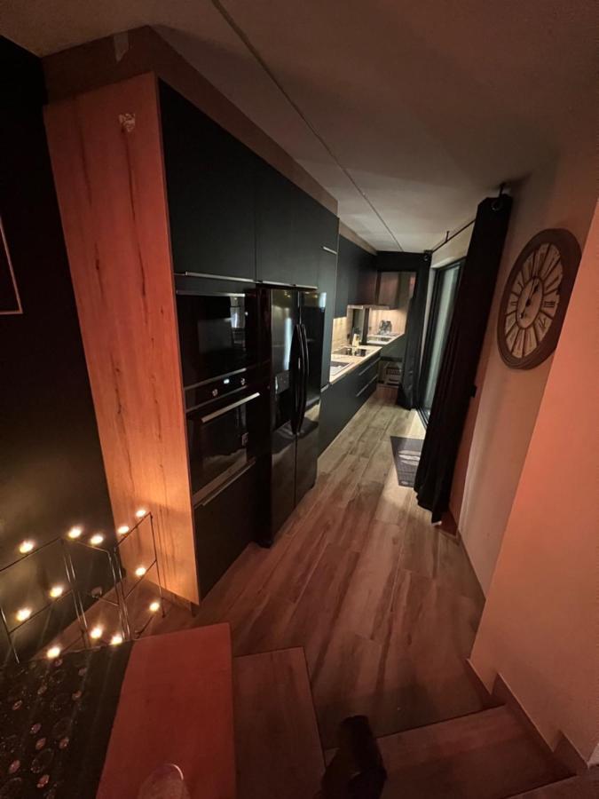 Aux Secrets De Lora, Chambre De Charme Vip Verviers Eksteriør bilde